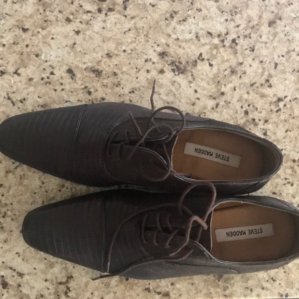 Brown Steve Madden dress shoes